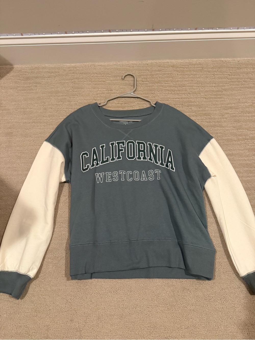 Rebellious One California Westcoast Crewneck - Blue & Cream